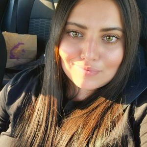 Meet your Posher, Amelia